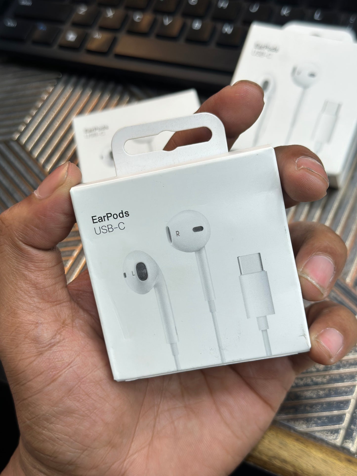C Type Earphone