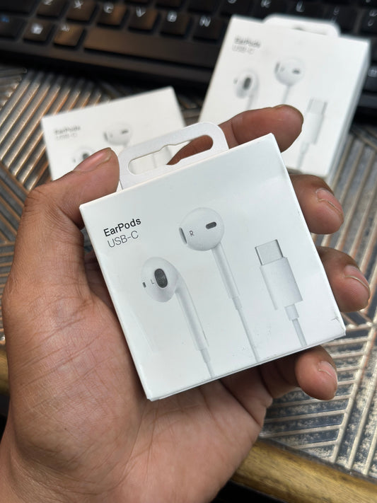 C Type Earphone