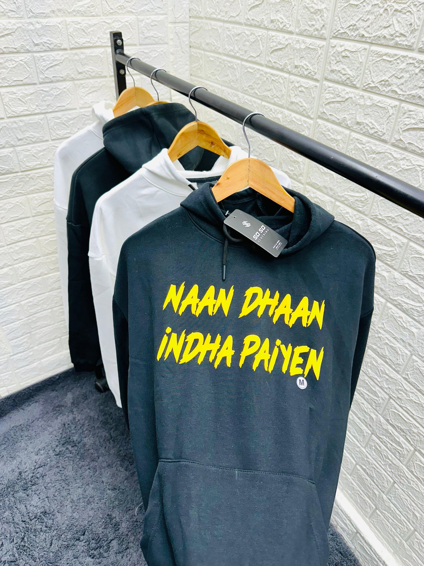Yaarda Andha Paiyen Naan Dhawan Andha Paiyen Hoodies